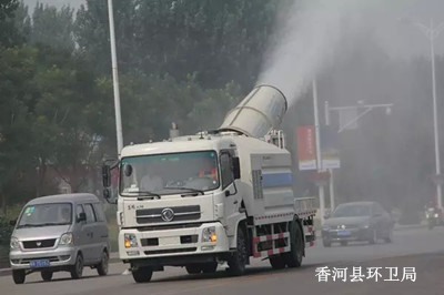 香河县环卫局引进“神器”雾炮车，科技助力提升城市环境治理水平